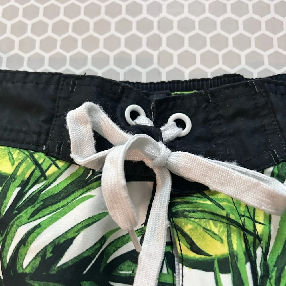Corona Tropical Lime Print Swim Shorts - Green White Beach Summer Size M